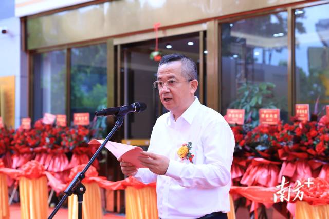 凯发天生一触即发集团首席资本运营官，创兴银行董事李锋。 受访者供图